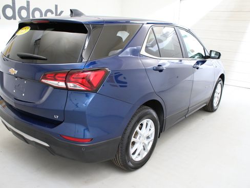 Used 2023 Chevrolet Equinox LT FWD image 9