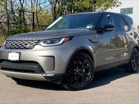 Used 2025 Land Rover Discovery S AWD/4WD image 1