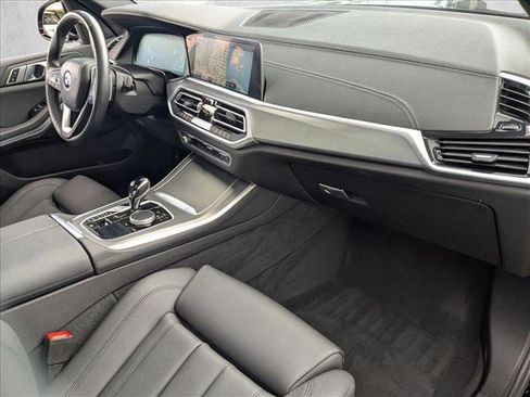 Used 2022 BMW X5 sDrive40i RWD image 23
