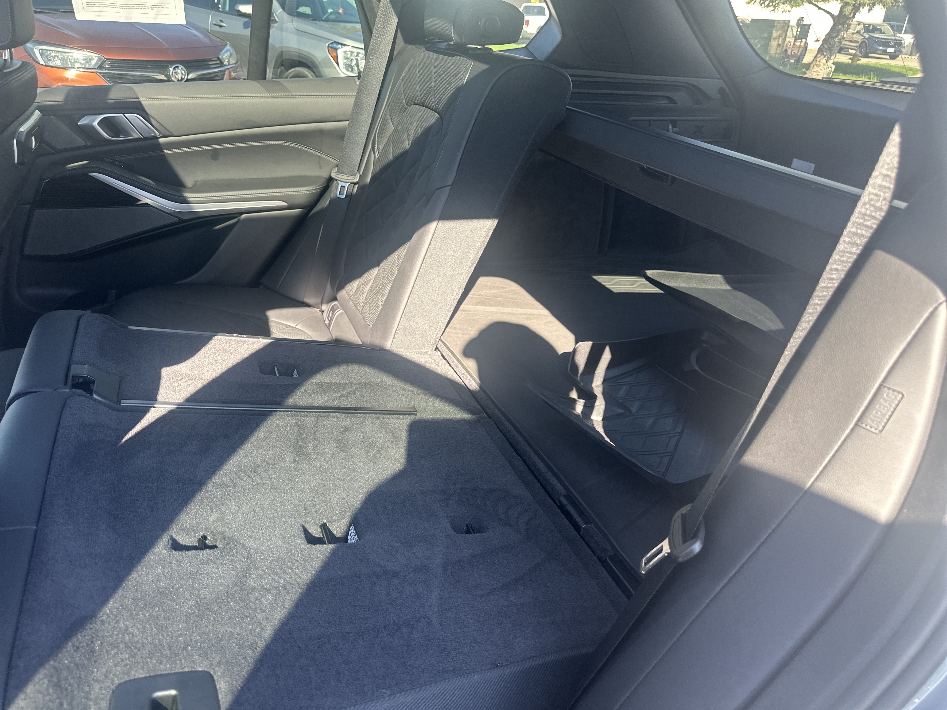 Used 2024 BMW X5 M60i w/ Parking Assistance Package AWD/4WD image 19