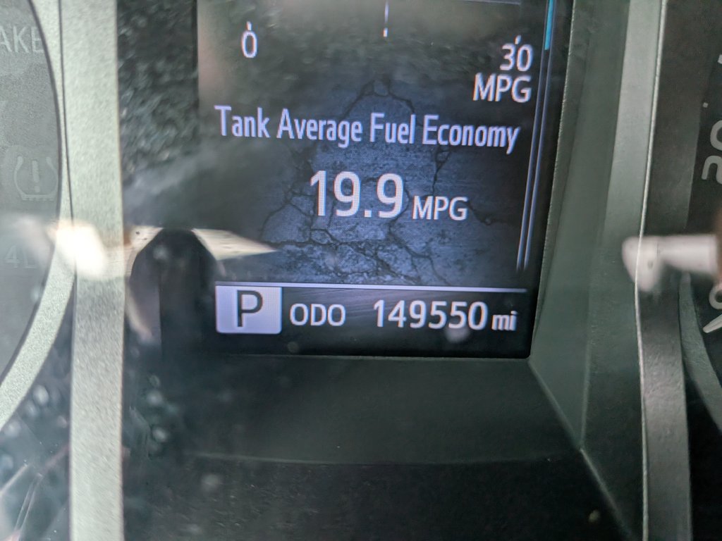 Used 2016 Toyota Tacoma TRD Sport w/ Towing Package RWD image 16