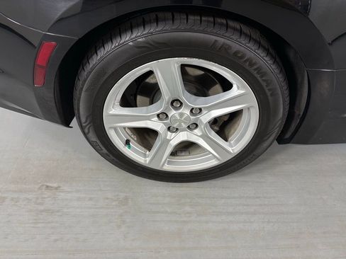 Used 2023 Chevrolet Camaro LT image 17