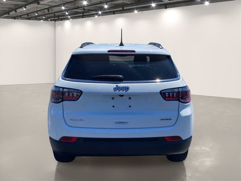 Used 2023 Jeep Compass Latitude AWD/4WD image 6