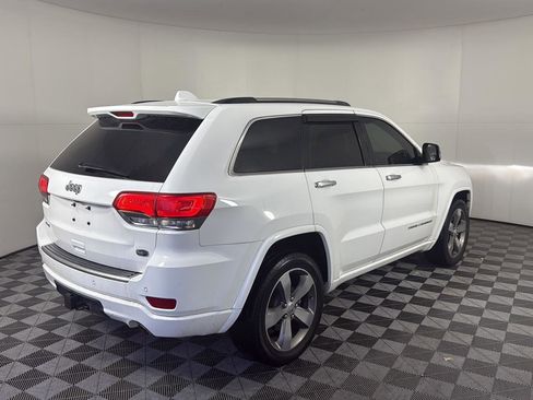Used 2015 Jeep Grand Cherokee Overland AWD/4WD image 4