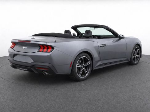 Used 2025 Ford Mustang Premium RWD image 4