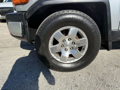 Used 2007 Toyota FJ Cruiser 2WD image 18