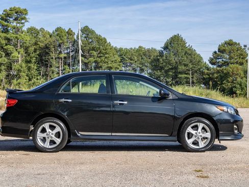 Used 2013 Toyota Corolla S FWD image 4