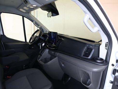 Certified 2024 Ford Transit 350 XLT RWD image 35