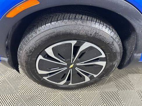 Used 2024 Chevrolet Blazer EV LT image 10