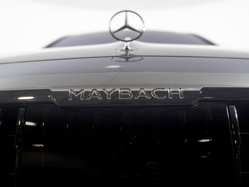 Used 2024 Mercedes-Benz Maybach S 580 4MATIC image 28
