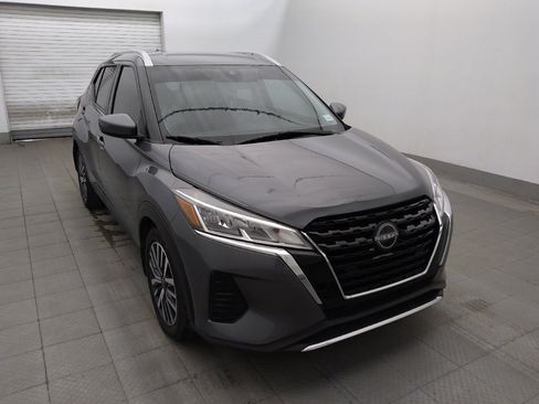 Used 2022 Nissan Kicks SV FWD image 13