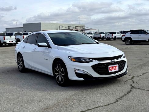 Used 2024 Chevrolet Malibu RS image 4