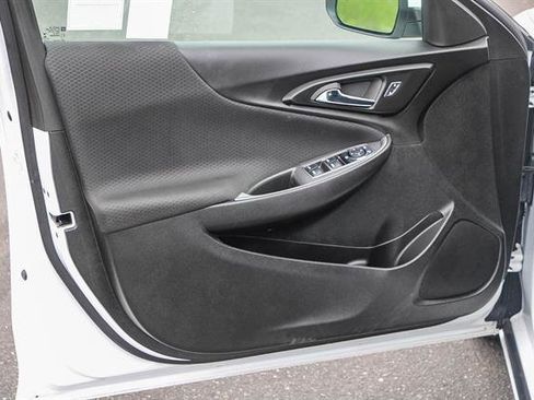 Used 2024 Chevrolet Malibu LT image 20