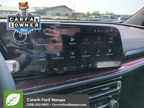 Used 2025 Chevrolet Traverse Z71 w/ Enhanced Driving Package AWD/4WD image 16