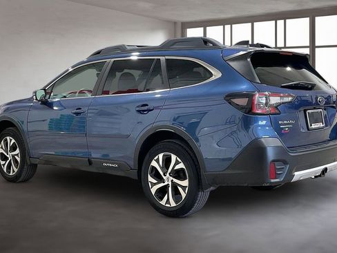 Used 2021 Subaru Outback Limited image 12
