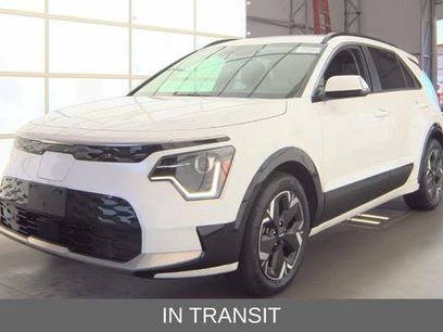 Used 2023 Kia Niro Wind w/ Wind Preserve Package