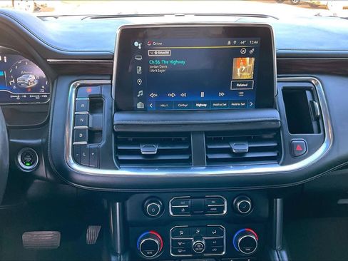 Used 2022 Chevrolet Tahoe LT w/ LT Signature Plus Package image 7