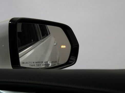 New 2025 Cadillac XT5 Premium Luxury image 25