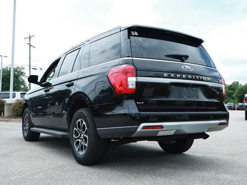 Used 2024 Ford Expedition XLT RWD image 8