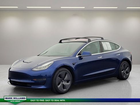 Used 2018 Tesla Model 3 Long Range image 4