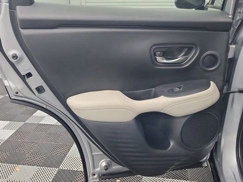 Certified 2024 Honda HR-V EX-L image 17
