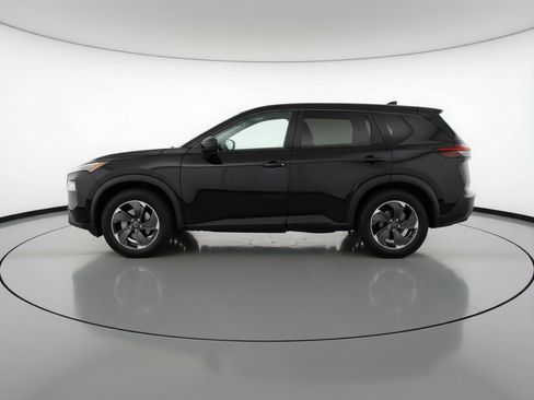Used 2025 Nissan Rogue SV FWD image 5