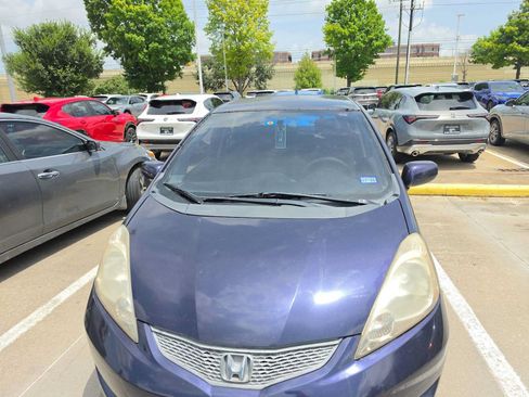 Used 2009 Honda Fit Sport image 2
