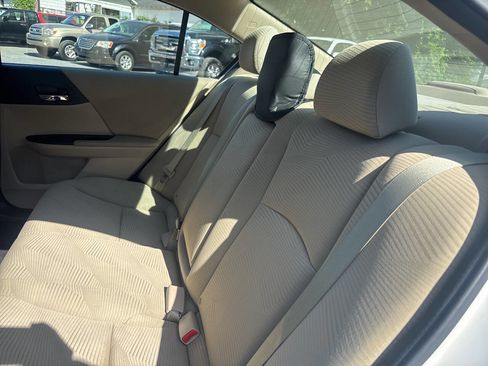 Used 2015 Honda Accord LX image 14