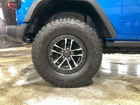 Used 2024 Jeep Wrangler Rubicon w/ XTREMEE 35" Tire Package image 19