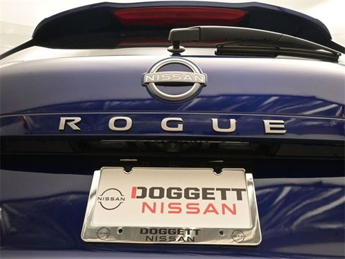 New 2026 Nissan Rogue SV image 25