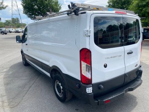Used 2018 Ford Transit 250 148 Low Roof RWD image 3