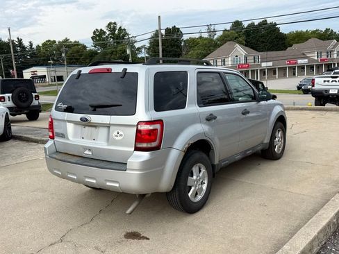 Used 2010 Ford Escape XLT FWD image 6