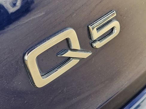Used 2018 Audi Q5 Prestige w/ Prestige Package image 12