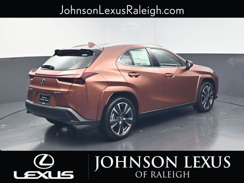 New 2026 Lexus UX 300h FWD image 9