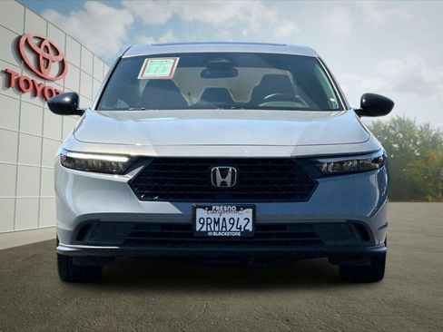 Used 2025 Honda Accord Sport image 8