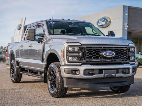 Used 2023 Ford F250 XLT w/ XLT Premium Package image 1