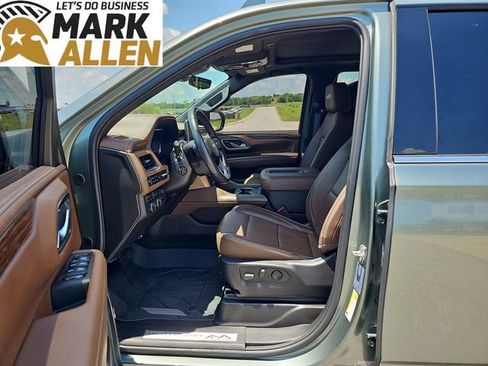 Used 2023 Chevrolet Tahoe High Country w/ Advanced Technology Package AWD/4WD image 20
