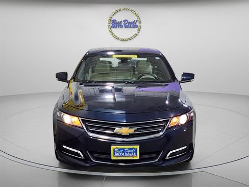 Used 2018 Chevrolet Impala LT w/ Sunroof and Spoiler Package FWD image 9