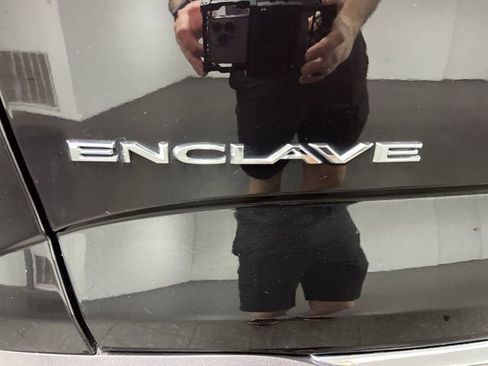 Certified 2023 Buick Enclave Essence w/ Experience Buick Package FWD image 32