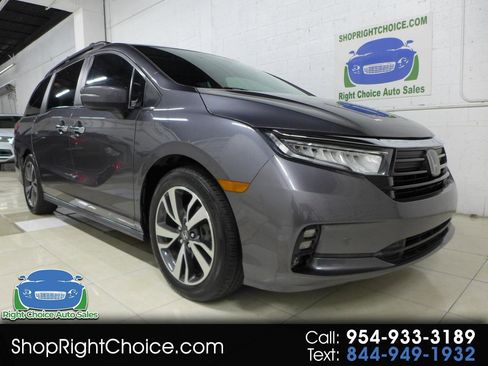 Used 2021 Honda Odyssey Touring image 1