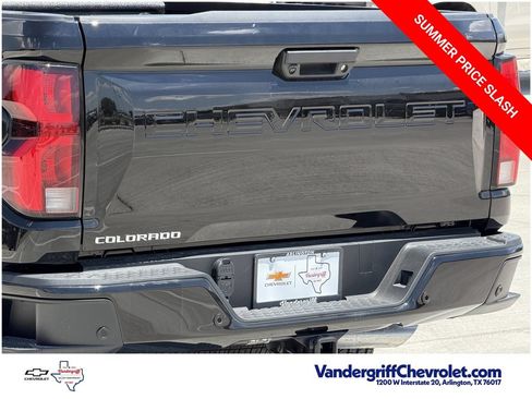 New 2026 Chevrolet Colorado LT w/ LT Convenience Package AWD/4WD image 6