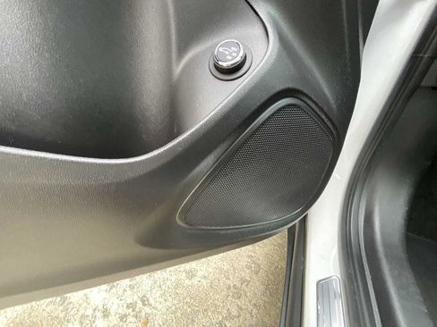 Used 2023 Buick Encore GX Essence w/ Experience Buick Package image 23