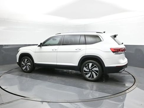 New 2025 Volkswagen Atlas SEL image 5