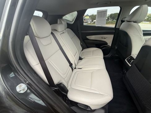 Used 2023 Hyundai Tucson SEL w/ Convenience Package image 11