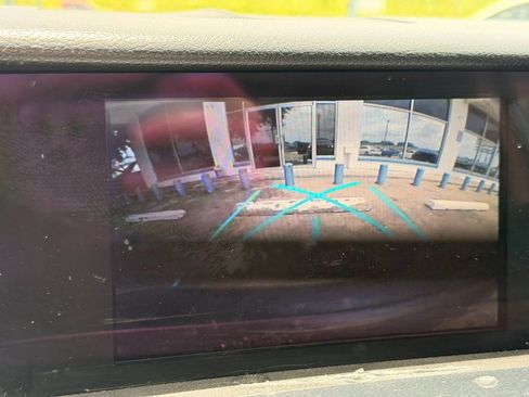 Used 2016 Lexus IS 200t RWD image 19