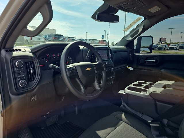 New 2026 Chevrolet Silverado 2500 Custom w/ Custom Convenience Package AWD/4WD image 10