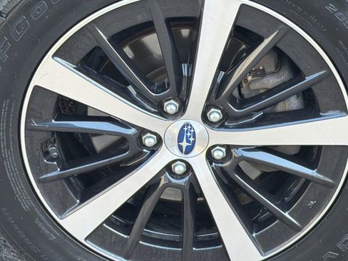 Used 2021 Subaru Impreza Premium AWD/4WD image 5