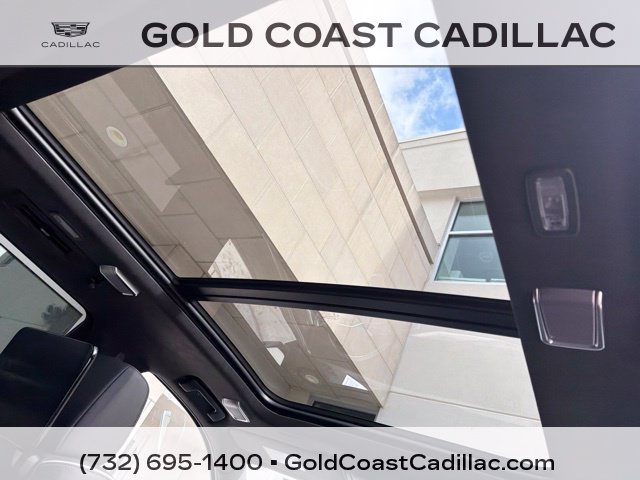 Certified 2026 Cadillac Escalade V w/ LPO, ONYX Package AWD/4WD image 14