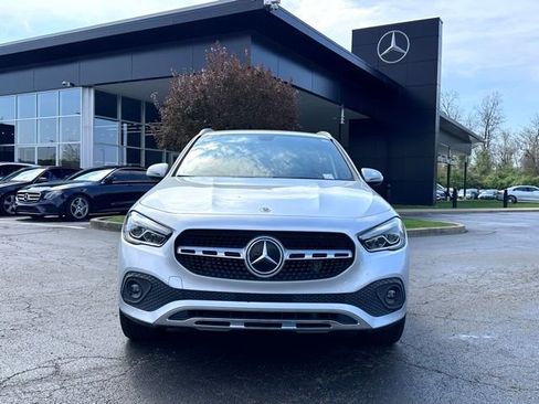 Used 2022 Mercedes-Benz GLA 250 4MATIC w/ Premium Package Lite image 3
