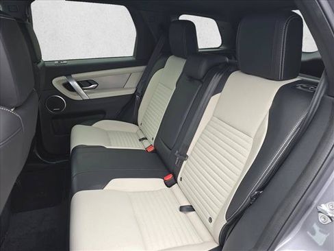 New 2026 Land Rover Discovery Sport Landmark AWD/4WD image 15